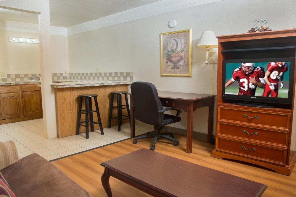 Red Roof Inn Ardmore Image 14